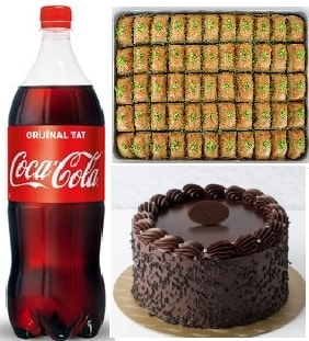 Klasik Çikolatalı Yaş Pasta ve Fıstıklı Baklava Ziyafet Seti